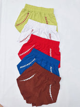 Load image into Gallery viewer, Sport stitch shorts
