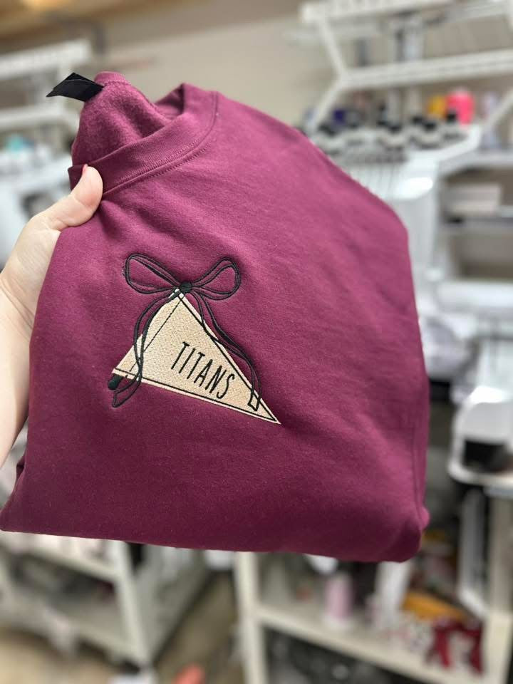 Pocket pennant flag embroidered