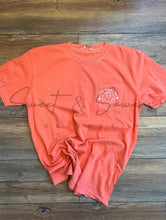 Load image into Gallery viewer, Cool vibes only pocket T
