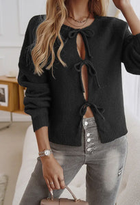 Front bow sweater