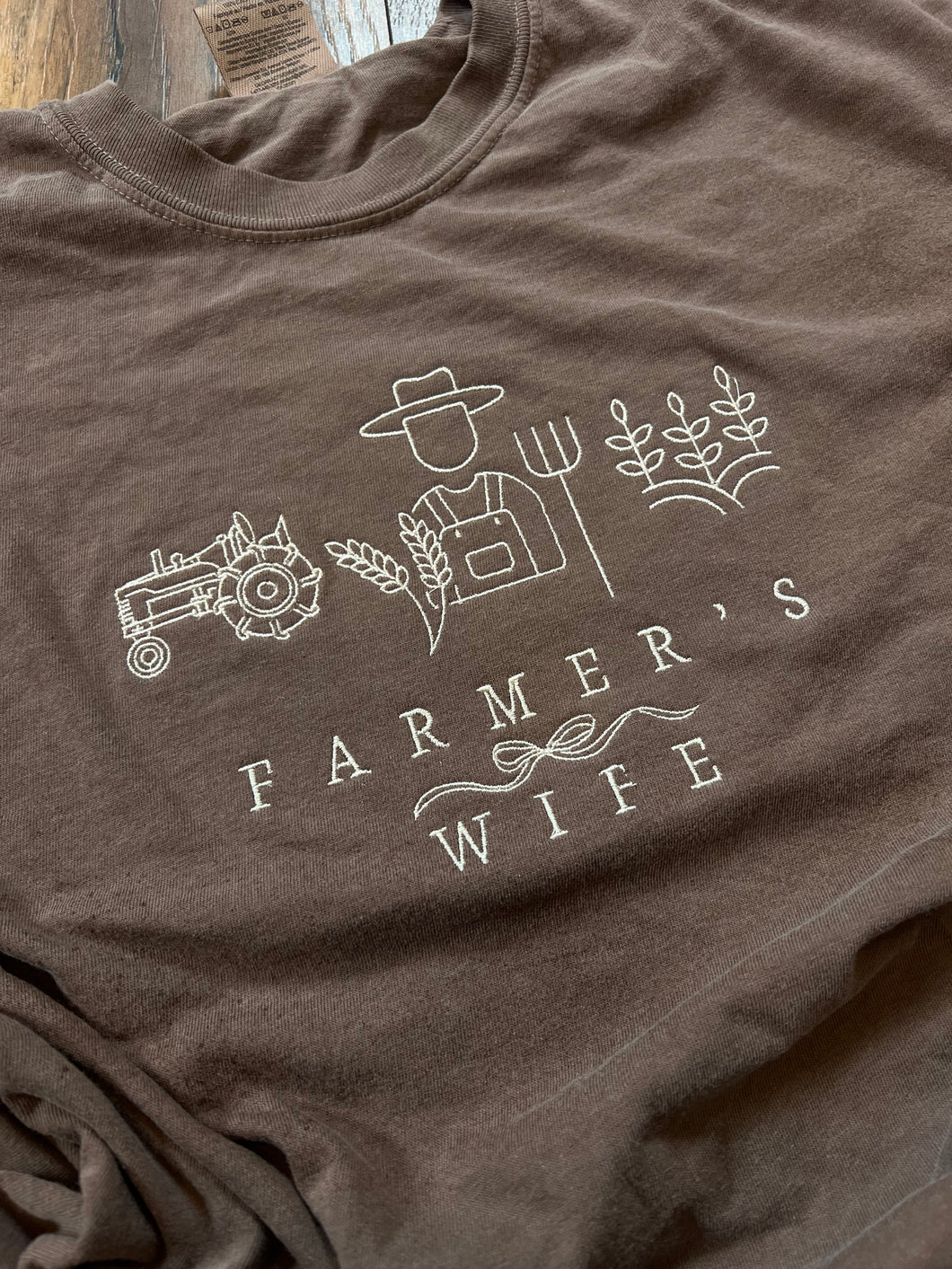 Farmers wife icon embroidered