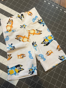 2/3 T biker shorts blue dog