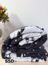 Load image into Gallery viewer, Cozy quilt custom
