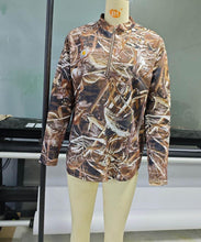 Load image into Gallery viewer, Camo 1/4 zip CLOSE EVERY SUNDAY
