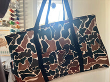Load image into Gallery viewer, Tote bag
