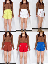 Load image into Gallery viewer, Sport stitch shorts
