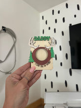 Load image into Gallery viewer, Father’s Day painted picture holder magnet
