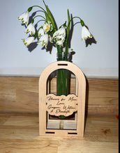 Load image into Gallery viewer, Vase
