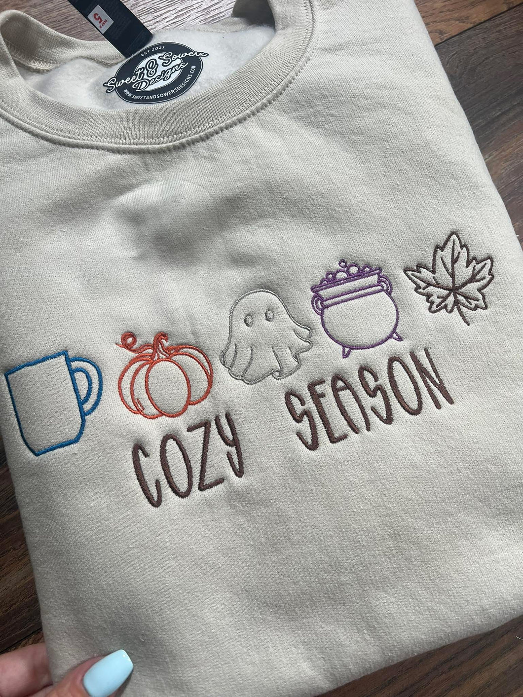 Cozy season icon embroidery