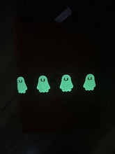 Load image into Gallery viewer, Ghost and Bow
