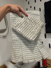 Load image into Gallery viewer, Ruffle dish towel
