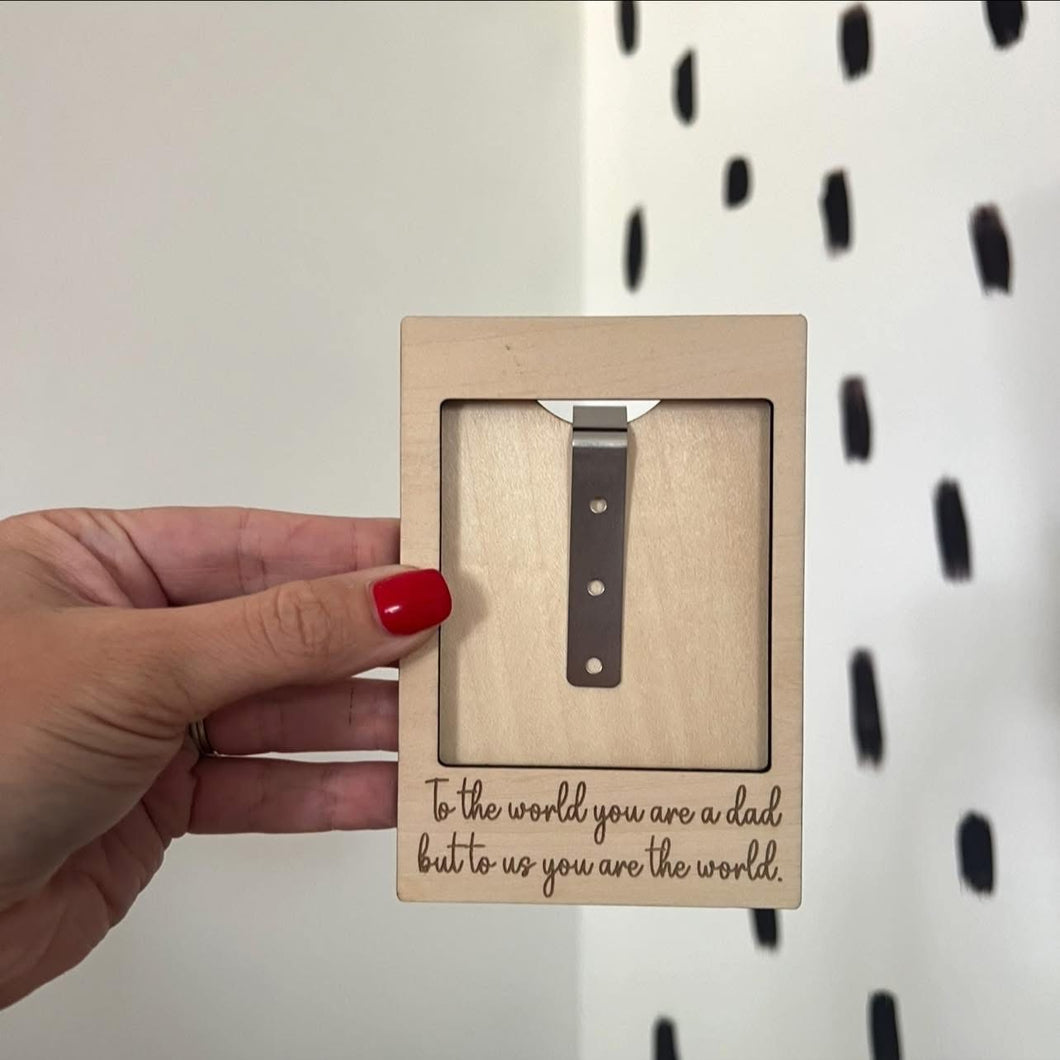 To the world - photo holder