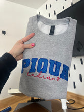 Load image into Gallery viewer, Glitter Arch embroidered
